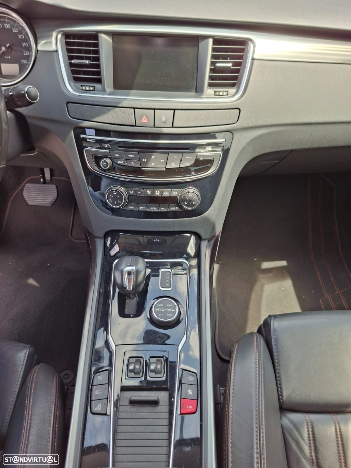 Peugeot 508 RXH 2.0 HDi Hybrid4 2-Tronic - 31