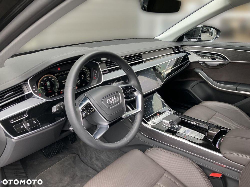 Audi A8 - 11