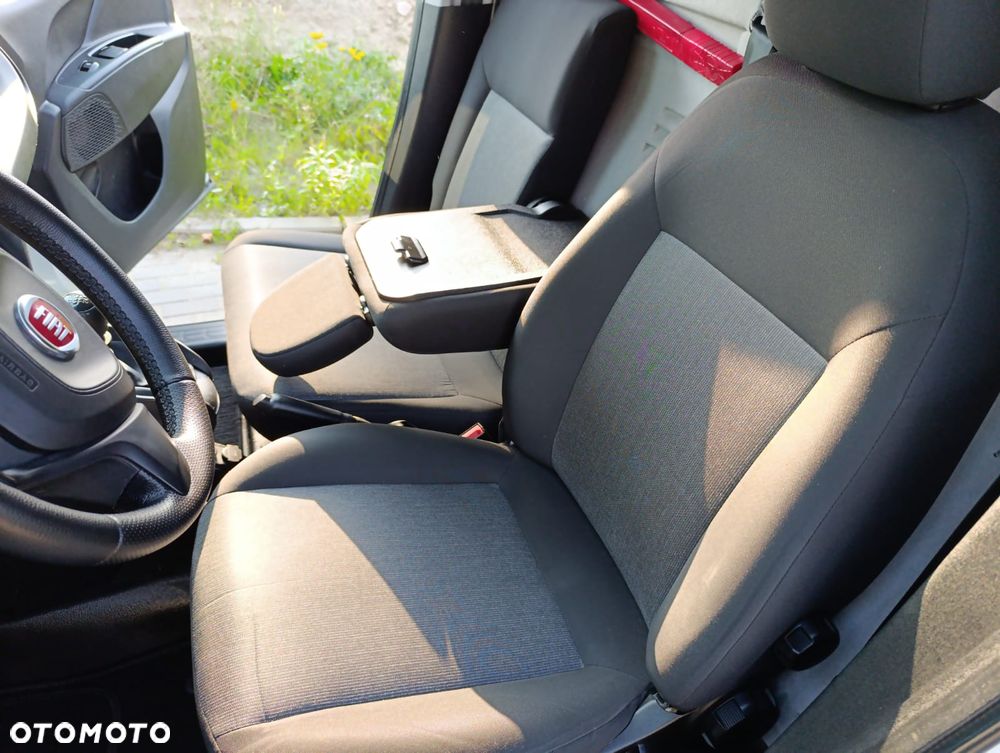 Fiat Doblo - 19
