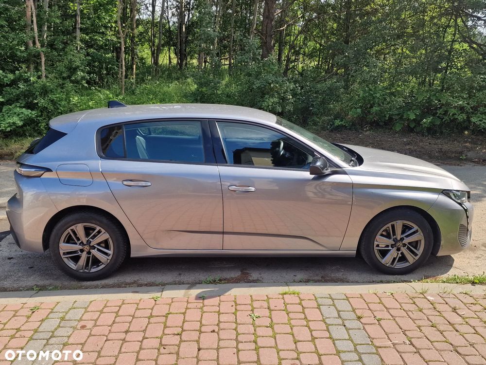 Peugeot 308 - 1