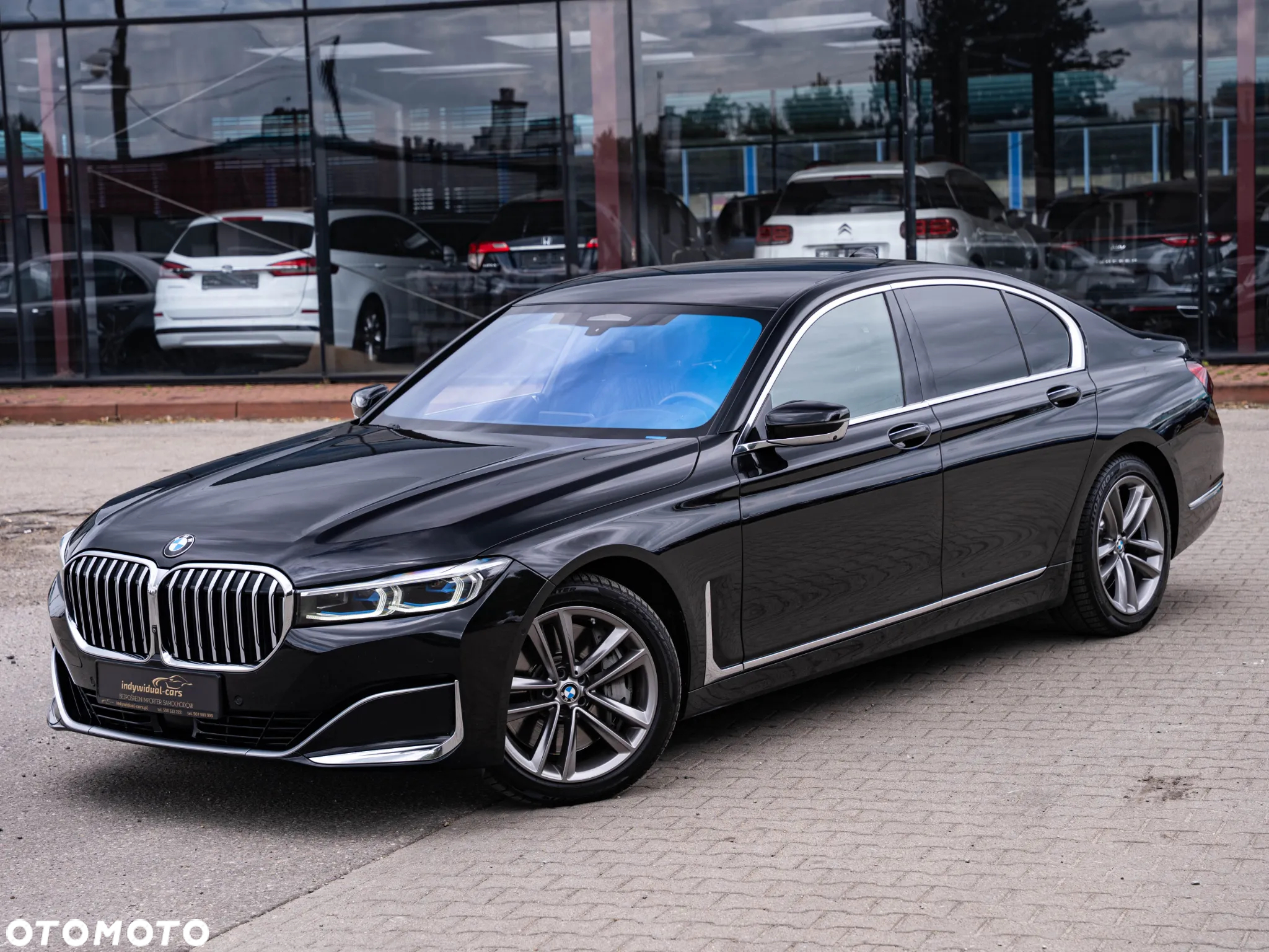 BMW Seria 7 750i xDrive - 9