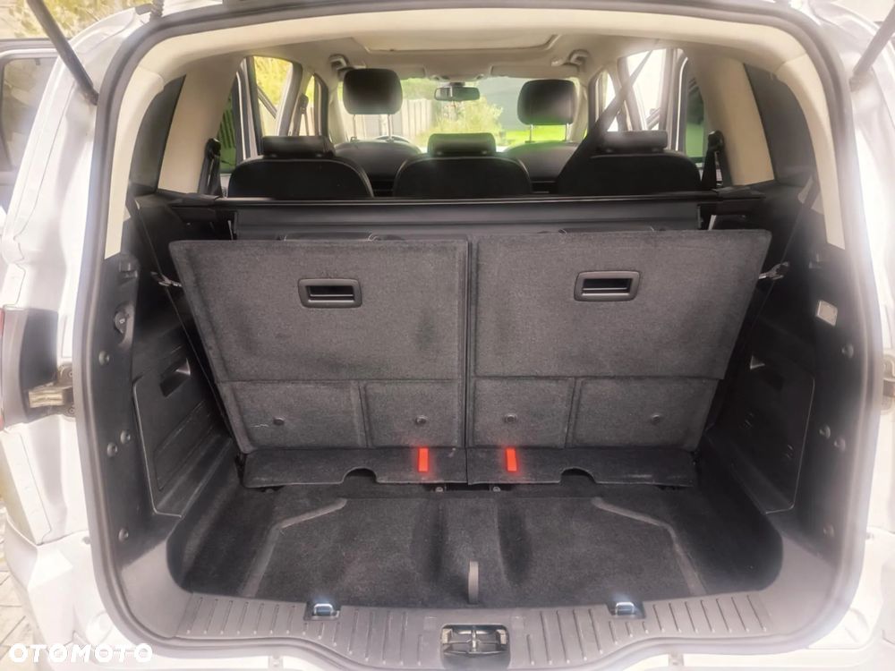 Ford S-Max 2.0 TDCi DPF Titanium - 28