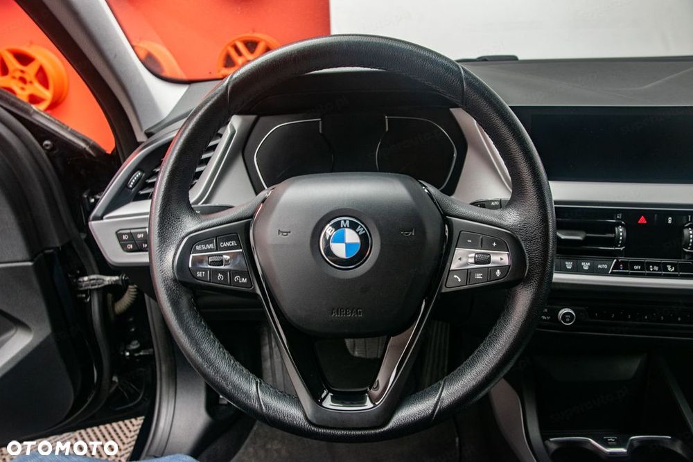 BMW Seria 1 118i Advantage - 14