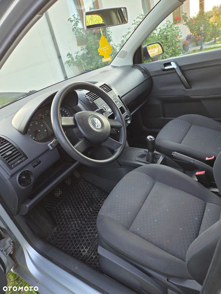 Volkswagen Polo 1.2 12V Comfortline - 11