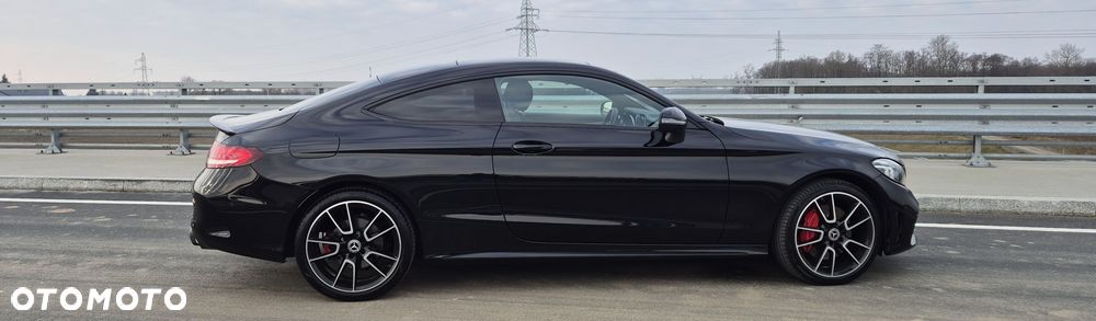 Mercedes-Benz Klasa C 300 d 9G-TRONIC - 4