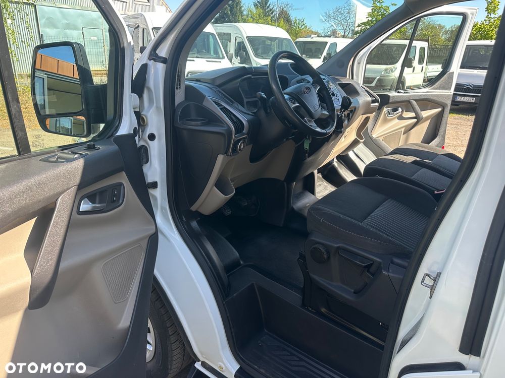 Ford Transit Custom 2.2 2013/14r L1H1 Brygadowka 6oso. - 22