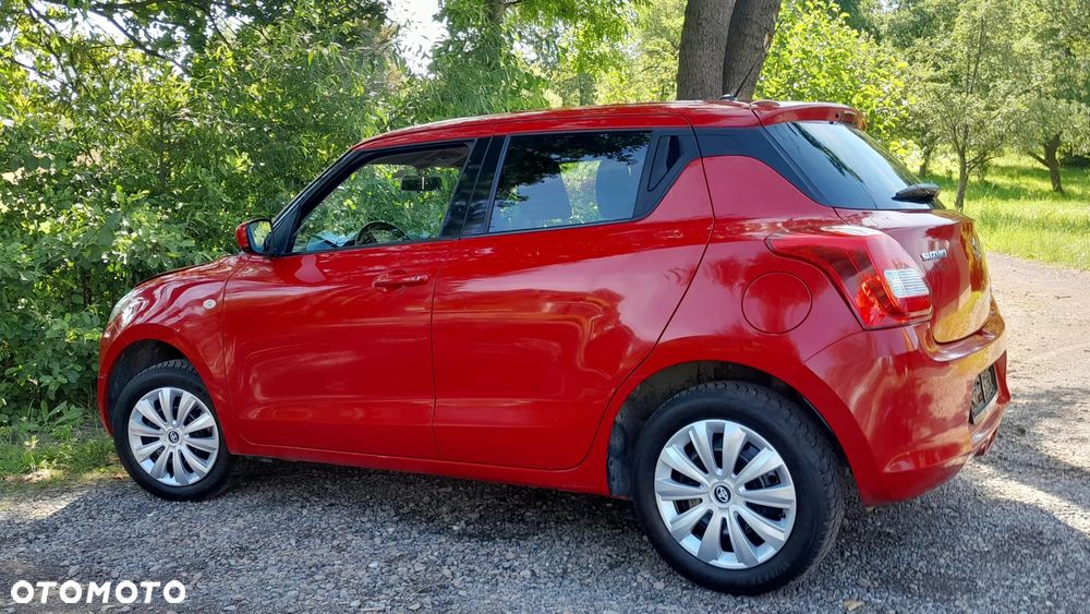 Suzuki Swift 1.2 Dualjet Hybrid Allgrip Comfort - 11
