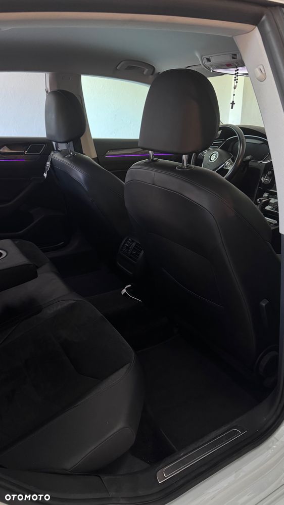 Volkswagen Arteon 2.0 TDI SCR Elegance DSG - 12