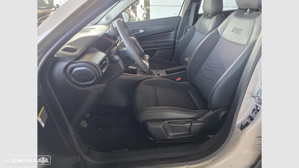 Jeep Avenger 1.2 GSE T3 Altitude - 12