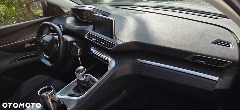 Peugeot 3008 HDi 115 Allure - 15