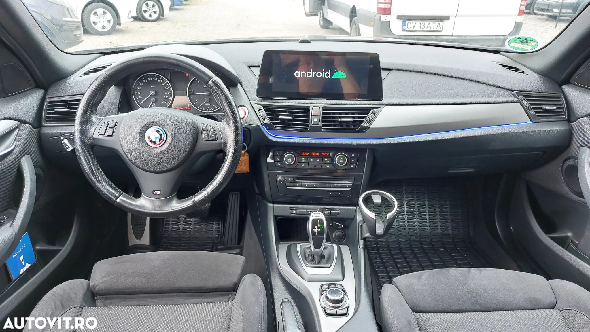 BMW X1 xDrive18d xLine - 9