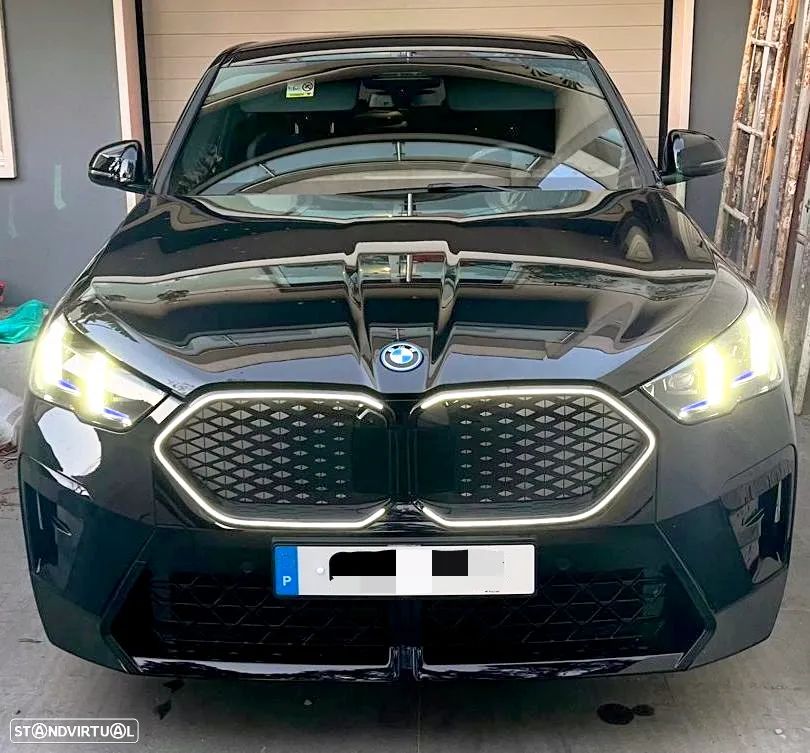 BMW iX2 eDrive20 Pack Desportivo M Pro - 7