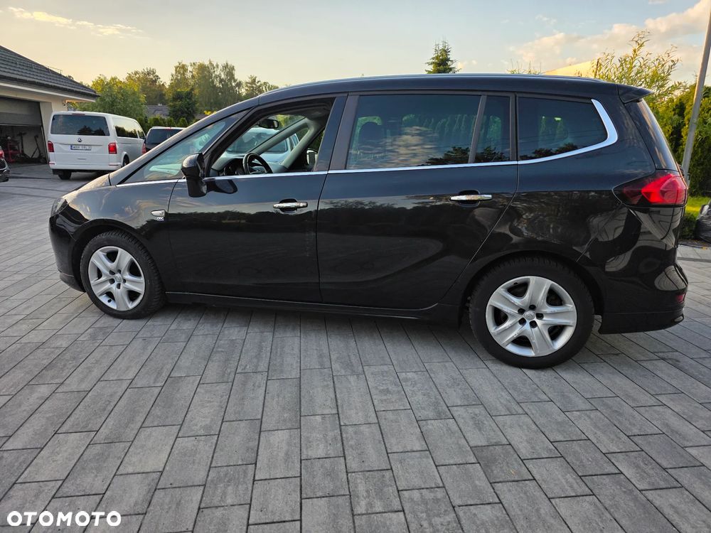Opel Zafira - 10
