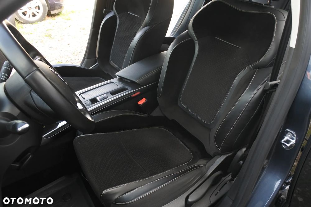 Renault Megane 1.2 16V TCe Limited EDC EU6 - 11