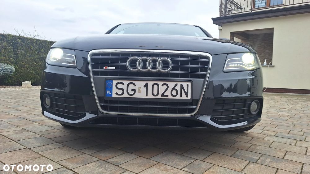 Audi A4 Limousine - 5