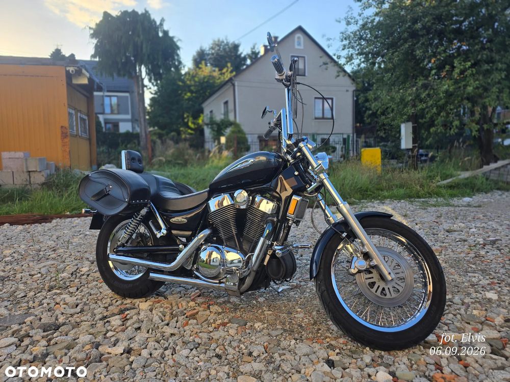 Suzuki VS - 19