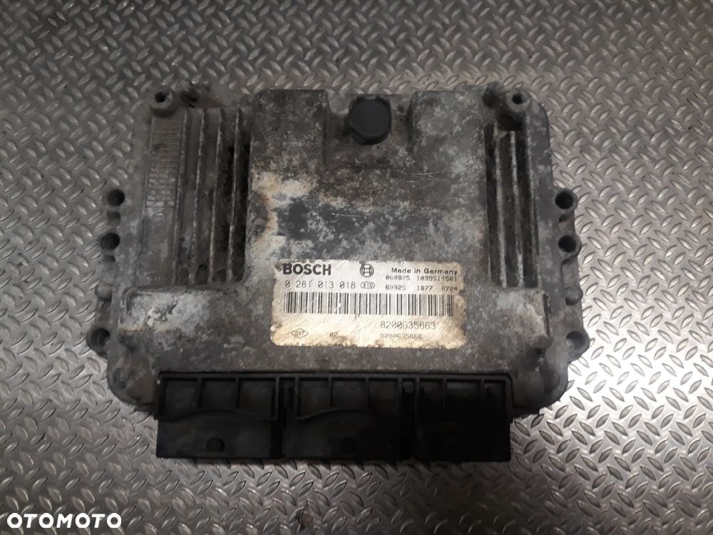 ZESTAW STARTOWY RENAULT MASTER II  2,5 DCI STEROWNIK  8200635663  8200635666  0281013018 - 2