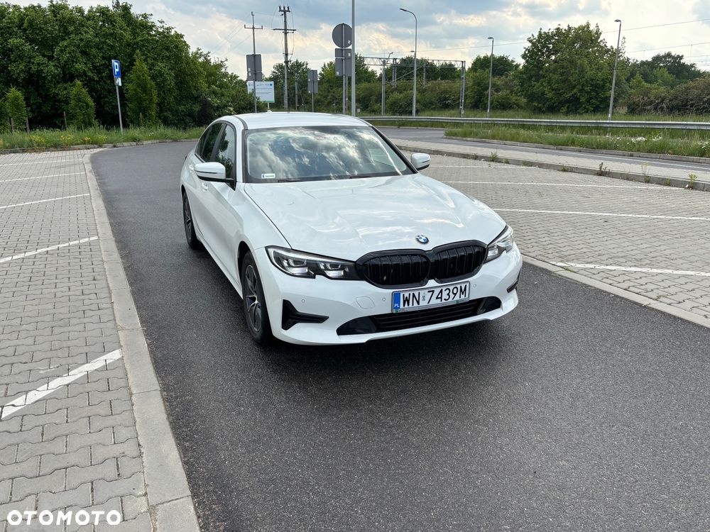 BMW Seria 3 318i - 1