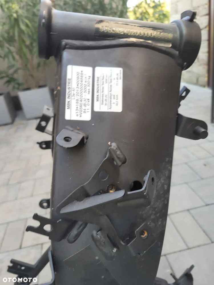 Rama z dokumentami Yamaha MT 125 2021 - 3