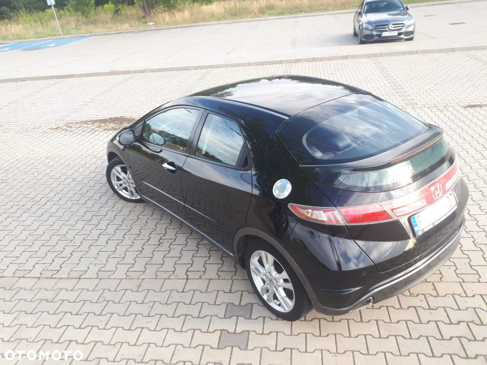 Honda Civic 1.8i-VTEC Executive - 4