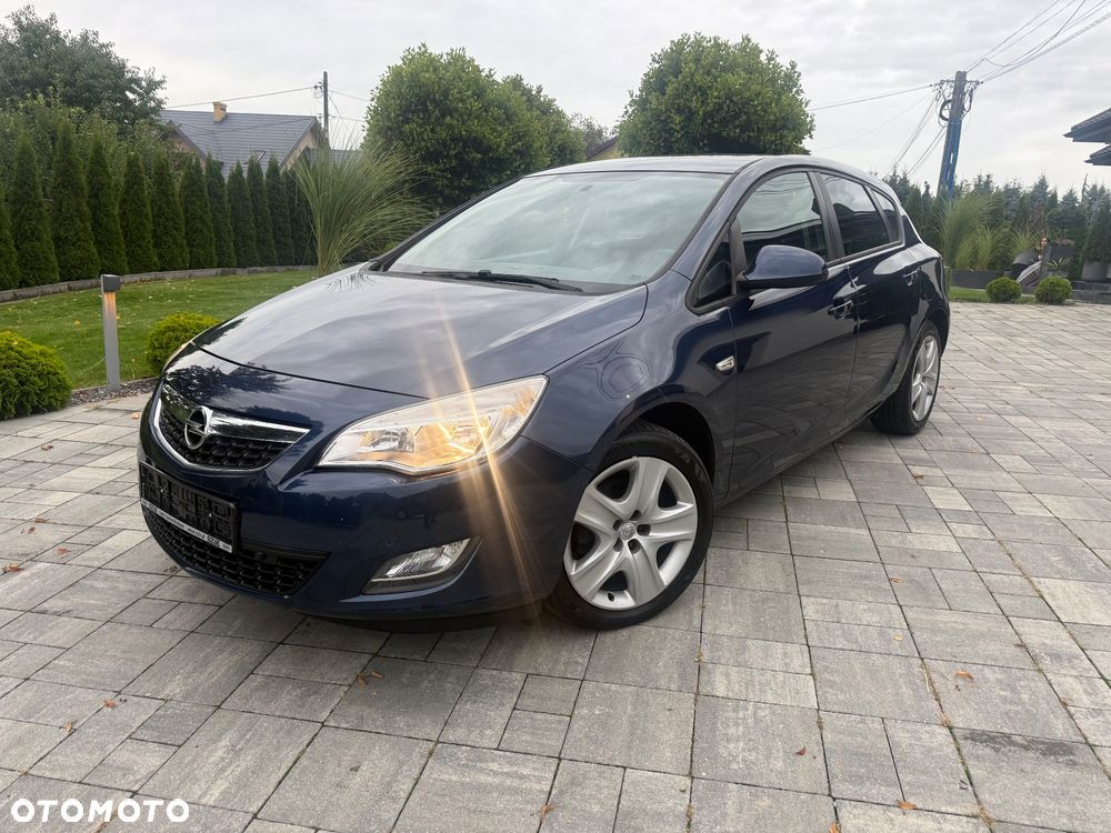 Opel Astra 1.4 Turbo Innovation