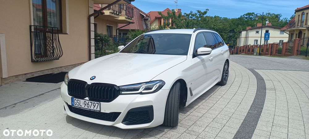 BMW Seria 5 520d M Sport - 1
