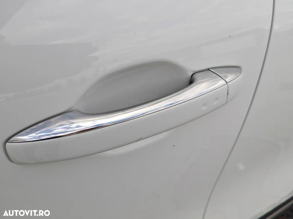 Renault Scenic BLUE dCi 120 BUSINESS EDITION - 26