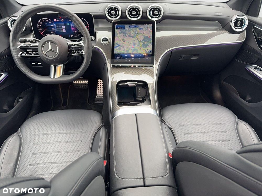 Mercedes-Benz GLC - 23