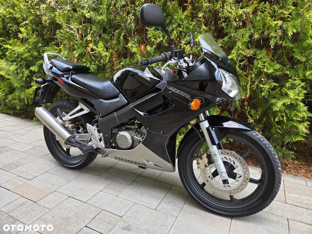 Honda CBR - 1