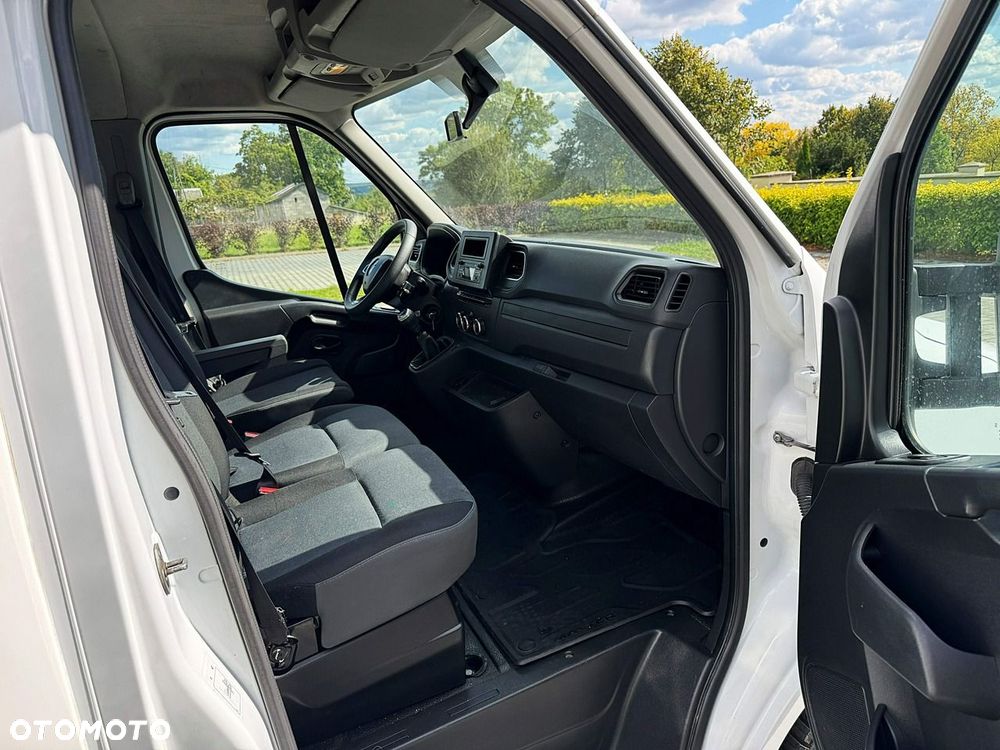 Renault Master - 25