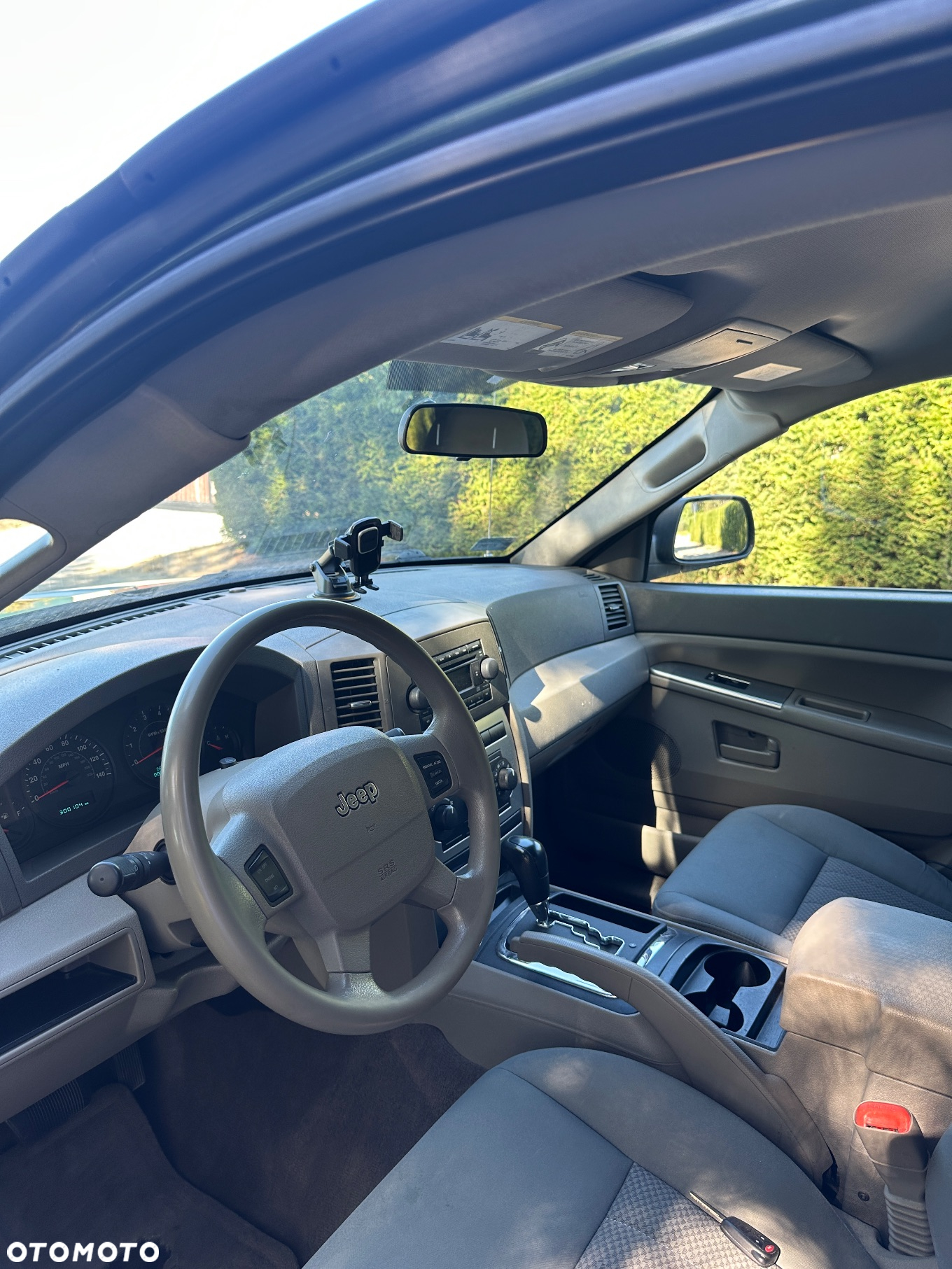Jeep Grand Cherokee 3.7 V6 - 12