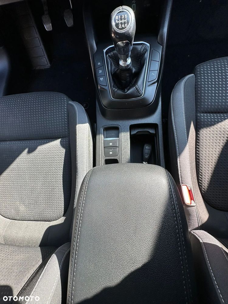 Ford Focus 1.5 EcoBlue STart-Stopp-System TITANIUM - 29