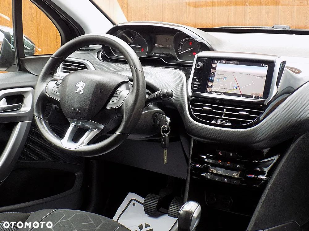 Peugeot 2008 PureTech 82 Style - 16