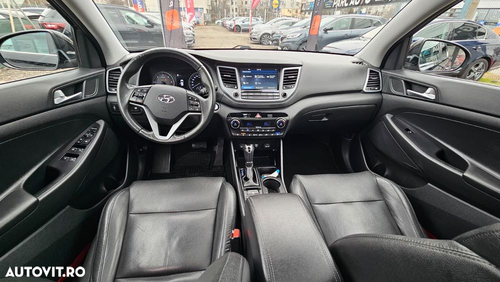 Hyundai Tucson blue 1.7 CRDi 2WD DCT Premium - 28