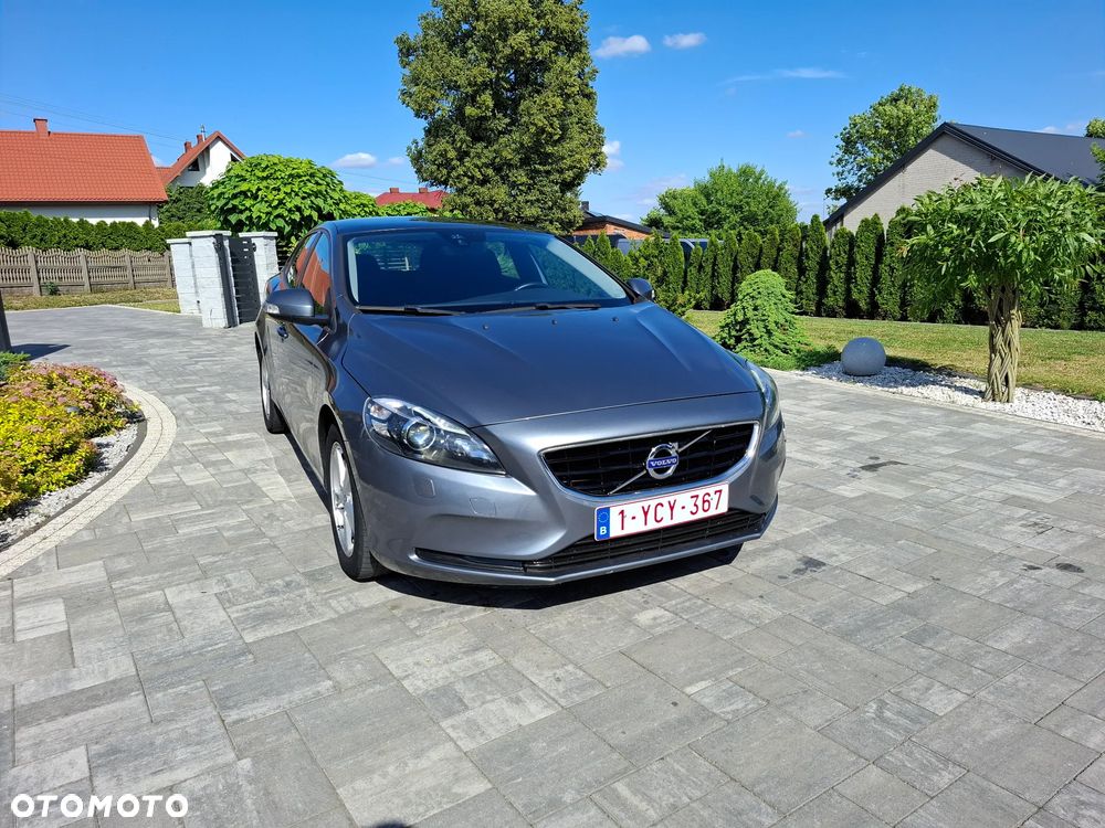 Volvo V40 T2 Momentum - 15