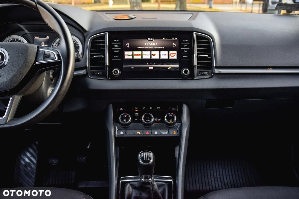 Skoda Karoq 1.5 TSI ACT 4x2 Ambition - 34