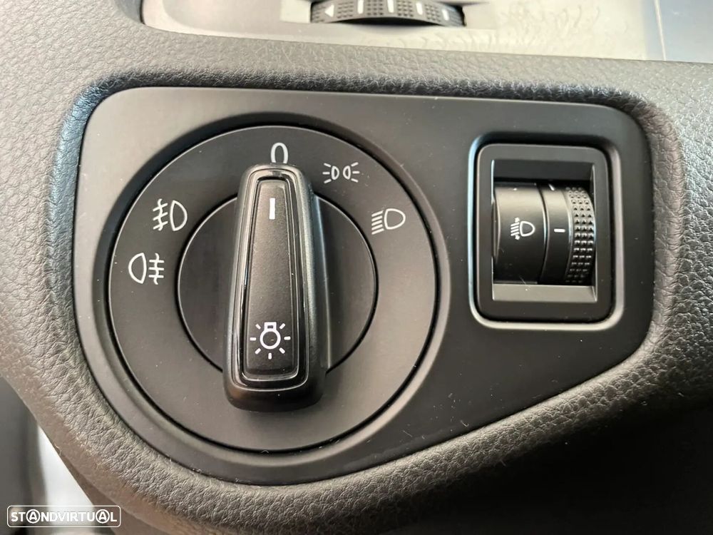 VW Golf - 11