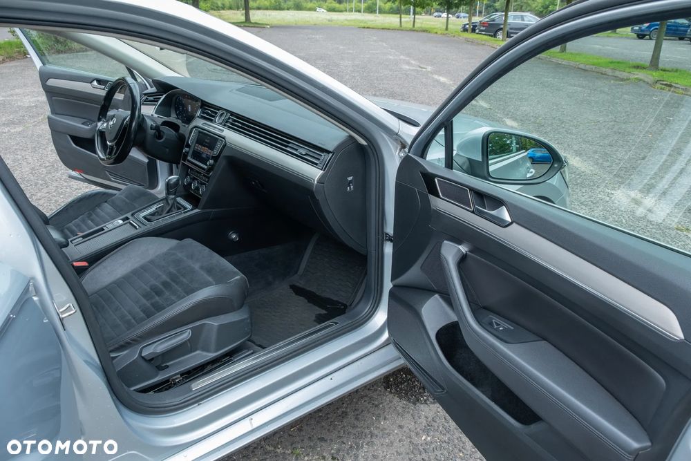 Volkswagen Passat 2.0 TDI BMT Highline DSG - 17