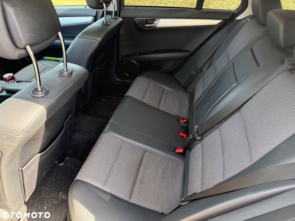 Mercedes-Benz Klasa C 250 CDI DPF Automatik BlueEFFICIENCY Avantgarde - 10