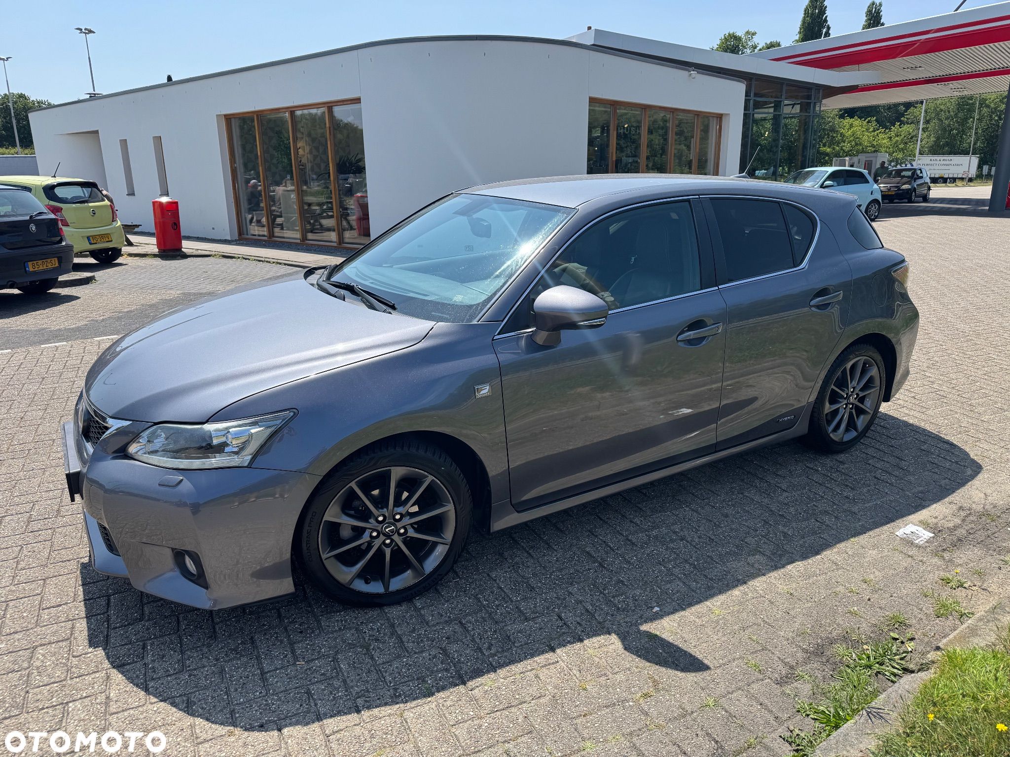 Lexus CT - 1