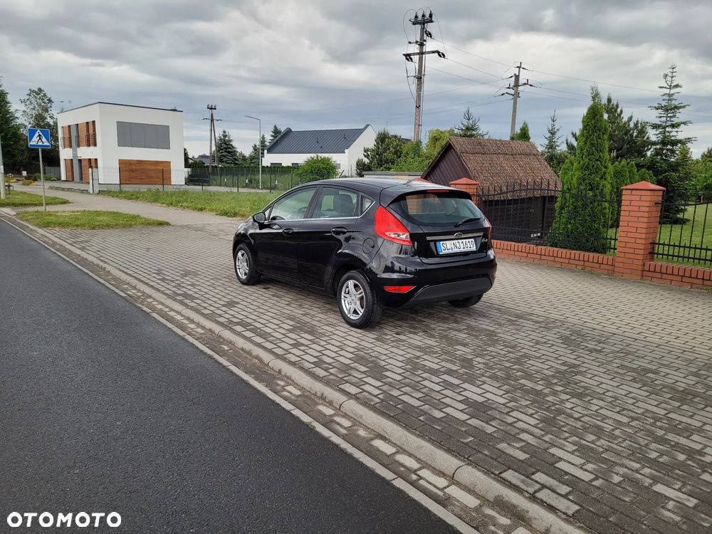 Ford Fiesta 1.25 Titanium EU5 - 5