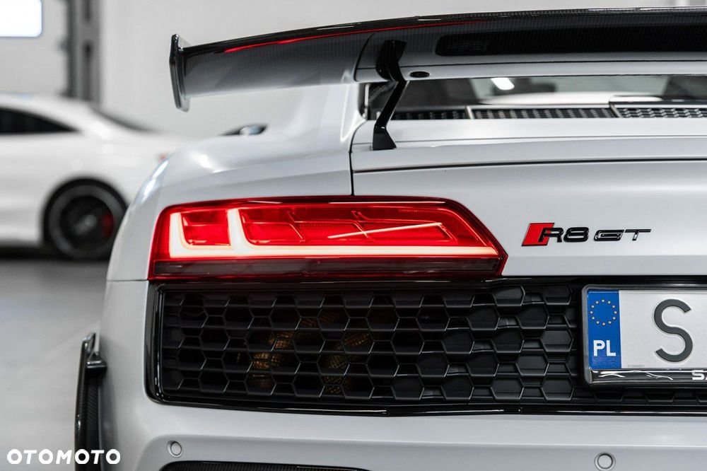 Audi R8 Coupé V10 RWD GT - 28