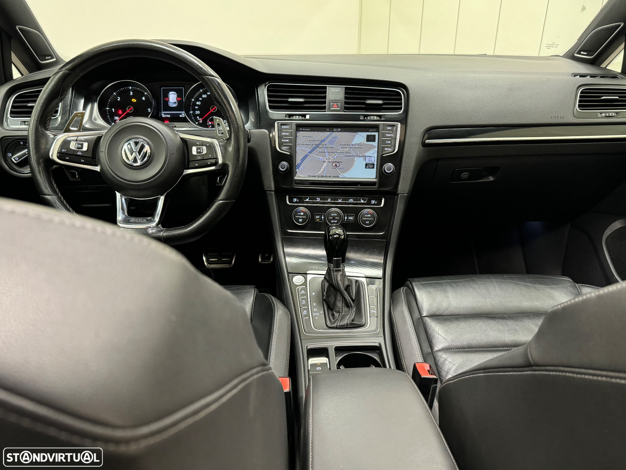 VW Golf 2.0 TDI GTD DSG - 27