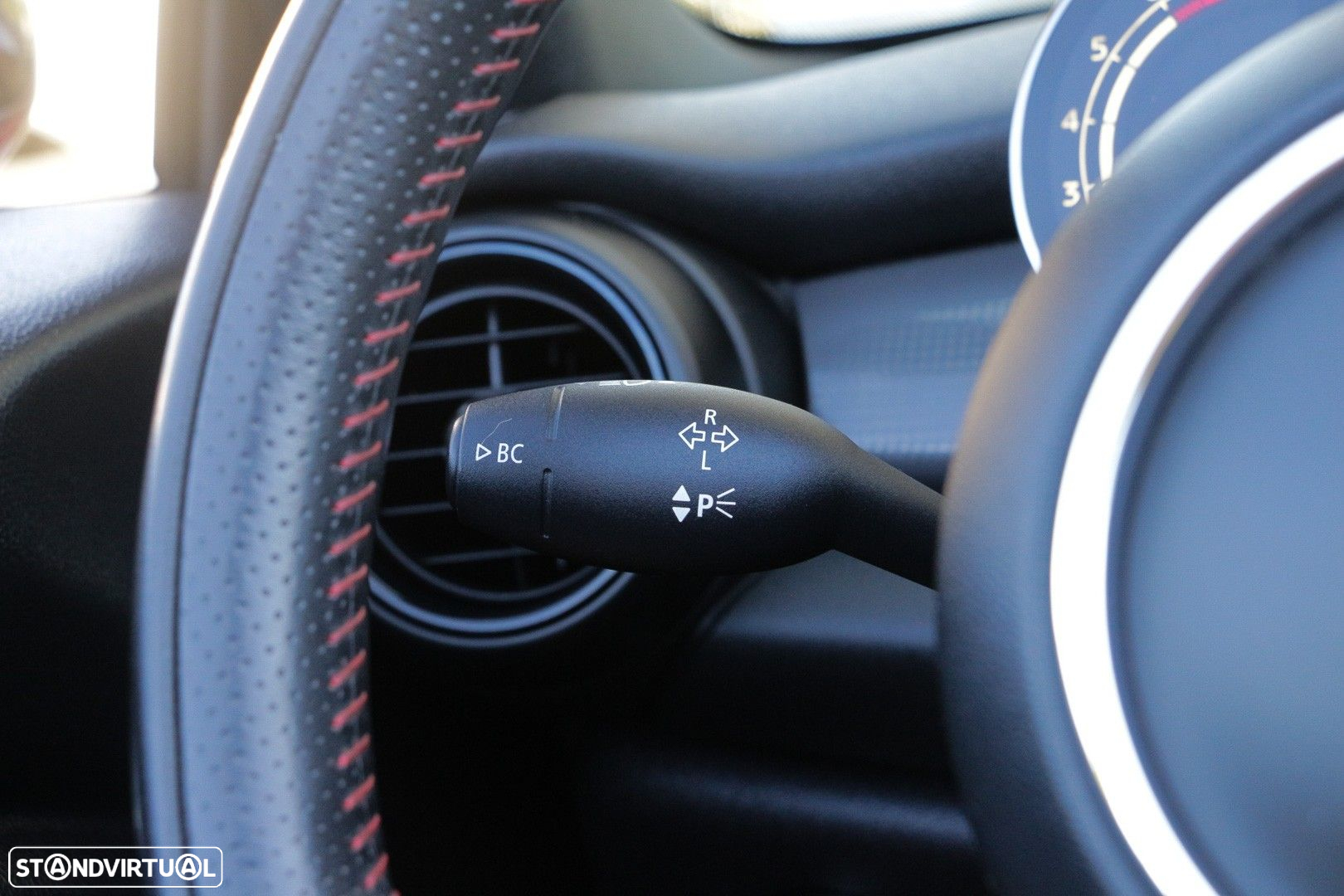 MINI Cabrio Cooper Premium First JCW Auto - 25