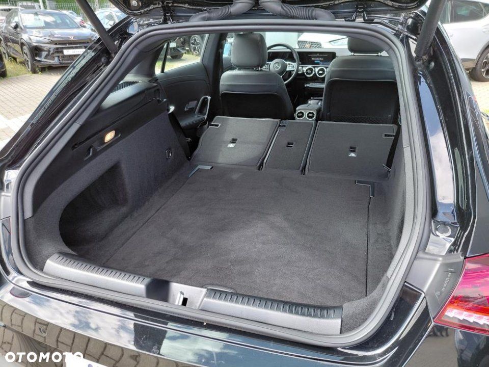 Mercedes-Benz CLA - 15