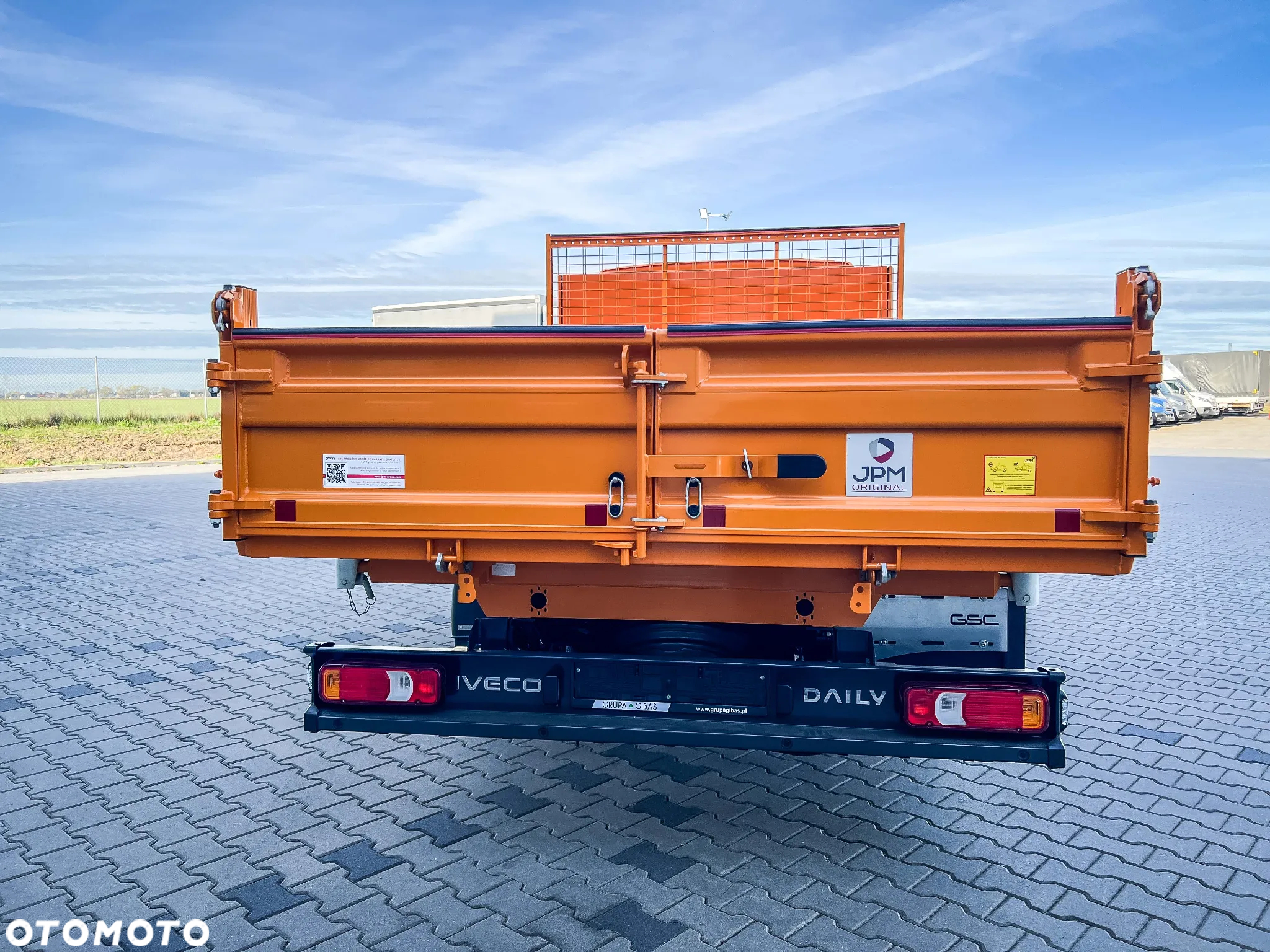 Iveco Daily 35C18H 3.0 Diesel, 6MT, Wywrot & ToolBox - 7