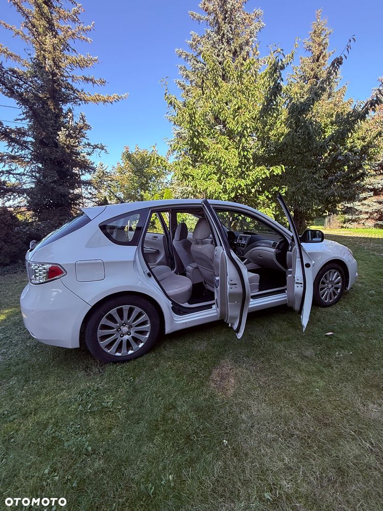 Subaru Impreza 2.5 - 20