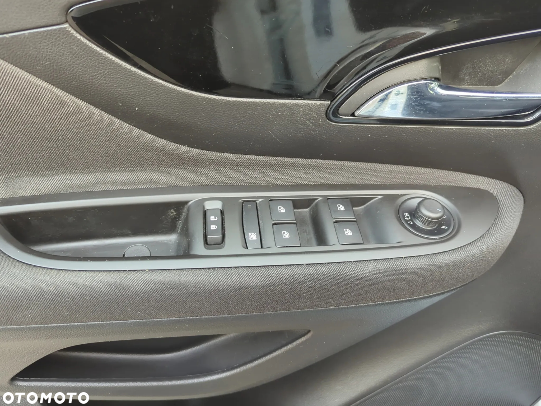 Opel Mokka 1.4 T Cosmo S&S - 24