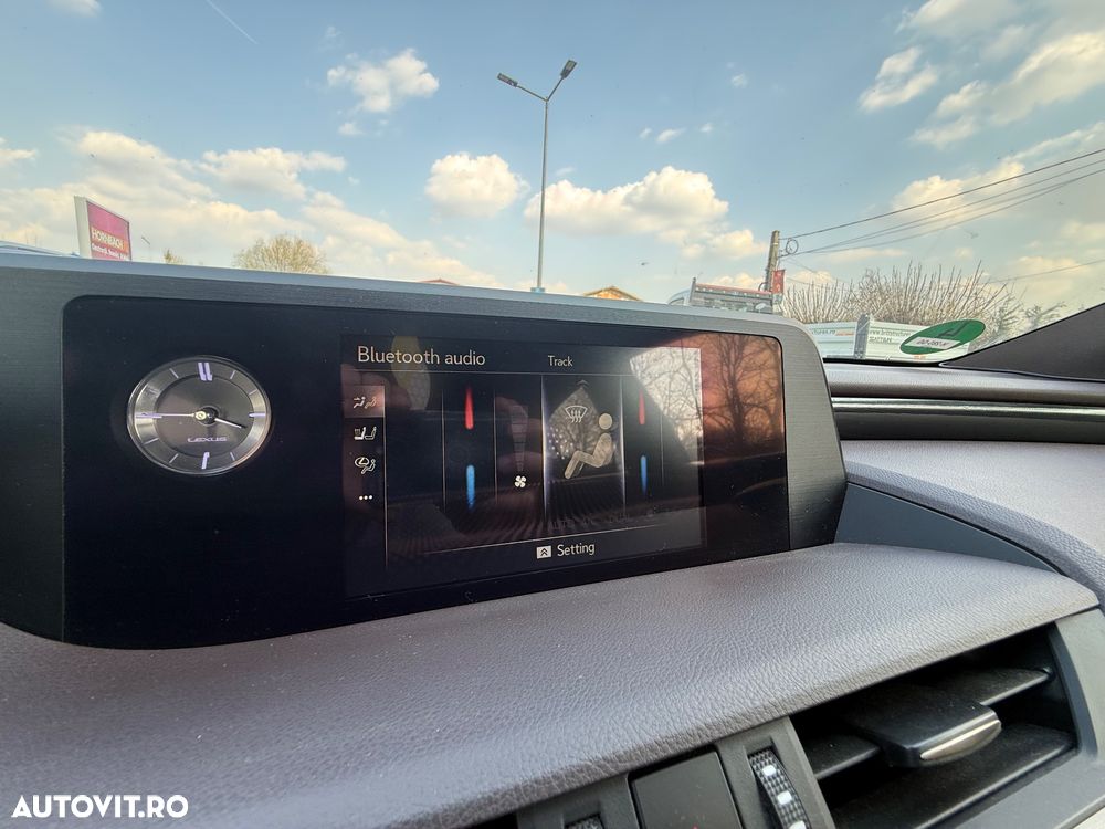 Lexus Seria ES 300h Executive - 6