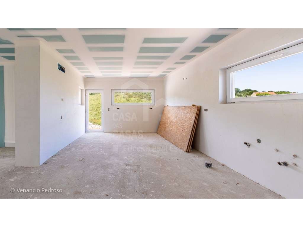 Vende Moradia T3 - Ericeira 15 km, A Casa das Casas - Grande imagem: 3/14